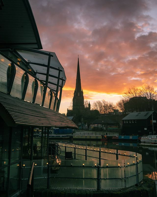A view of Bristol harbour at sunrise